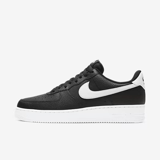 NIKE AIR FORCE